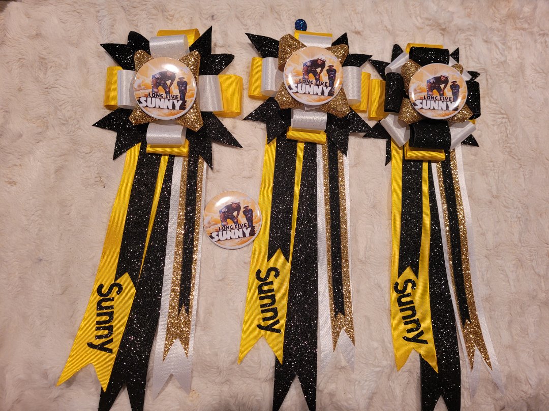 Custom Memorial Buttons